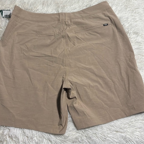 Cuts Men's  Coz 7 Short - Picture 6 of 8